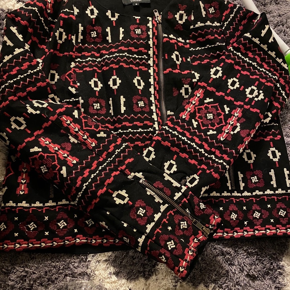 Stylish Fall Jacket - Picture 2 of 3